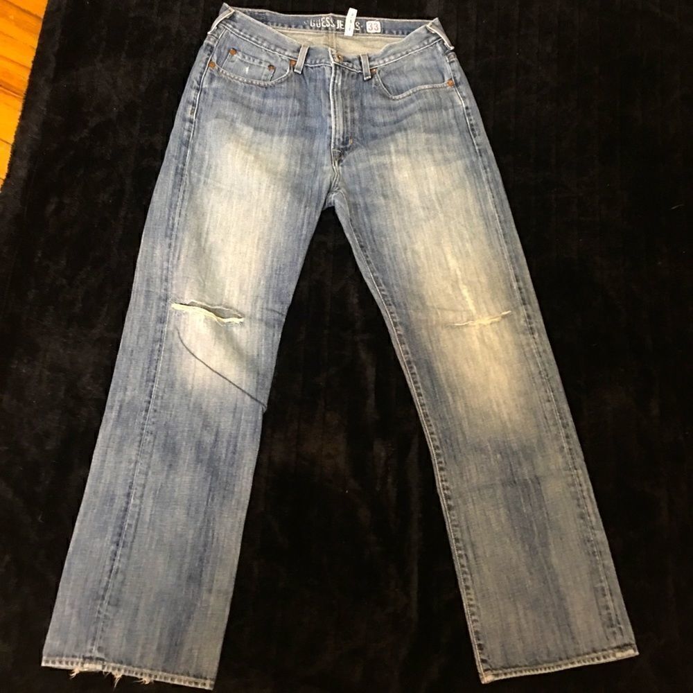 GUESS DISTRESSED DENIM 